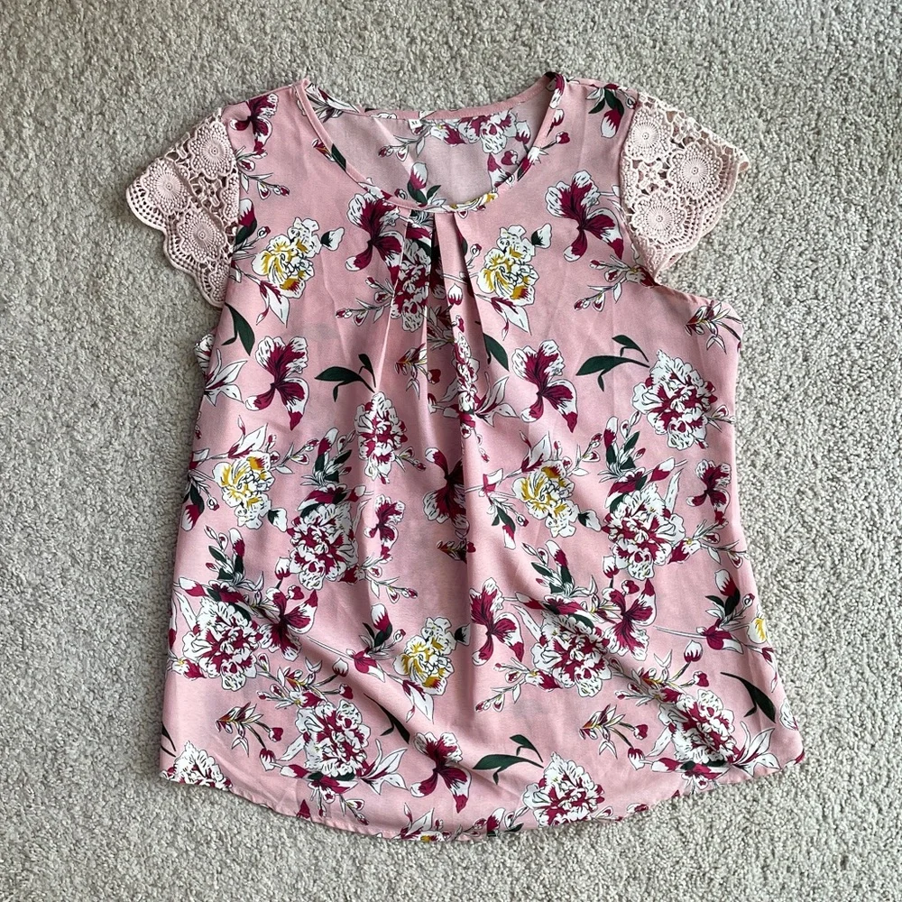 Amazon Pink Maroon Floral Crochet Lace Short Sleeve Flowy Blouse Top Size XL